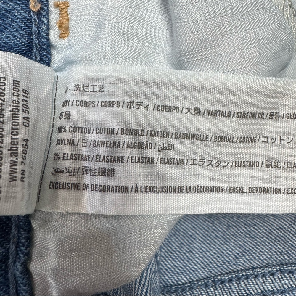 Hollister Ultra High-Rise Mom Jeans Blue Jeans Stretch Floral Embroidery Size 7R - Picture 4 of 9